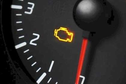 Что делать, если загорелся Check Engine